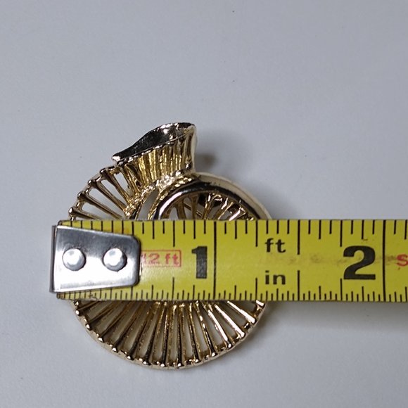 Vintage Metal Nautilus Shell Brooch - Picture 9 of 14